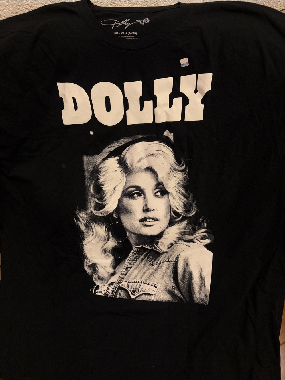 New Official Dolly Parton Black Tee with White Dolly Portrait